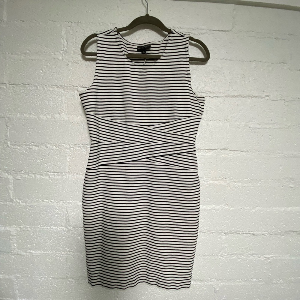 Bold Elements Cut To Curve Dress